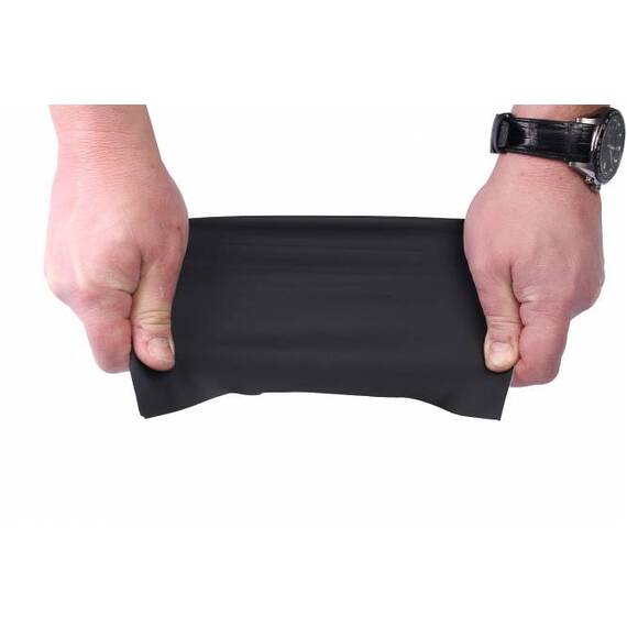 Waterdichte stretch stof zwart. Polyester. 150cm.