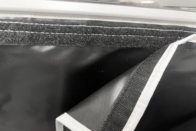 Wohnwagenschürtze / WINDBLENDE maßgeschneidert heavy duty 60 cm, mit Klettband, schwarz